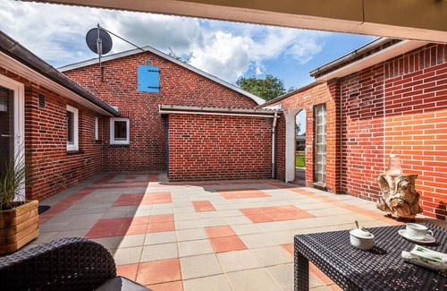 Suderdeich House | Vacation home for 4 guests with 85m² in Süderdeich (143419)
