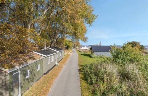 Bandholm House | Vacation home "Gunva" - 25m from the sea in Lolland, Falster and Mon in Bandholm - 2 persons, 1 bedrooms