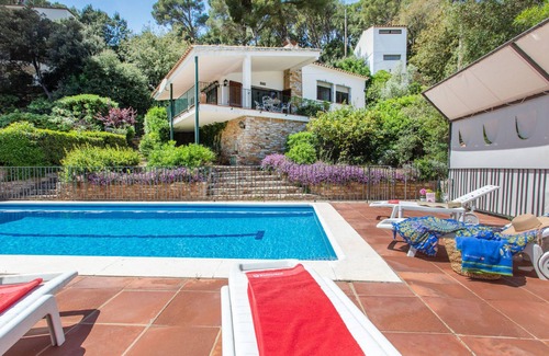Sa Riera House | Vacation home Hector by Interhome