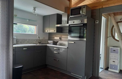 Heroldstatt House | Vacation home in the Schwabische Alb with swimming pond and sundeck.nn