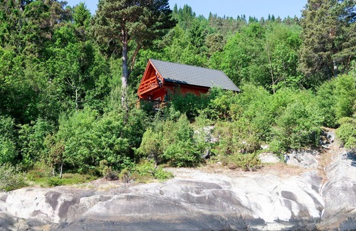 Balestrand House | Vacation home Jette by Interhome