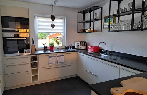 Bischofswiesen Apartment | Vacation home LebensART, 1-7 pers., 125m², 3 bedrooms, WSZ, shower/WC, bathtub, Bk,T