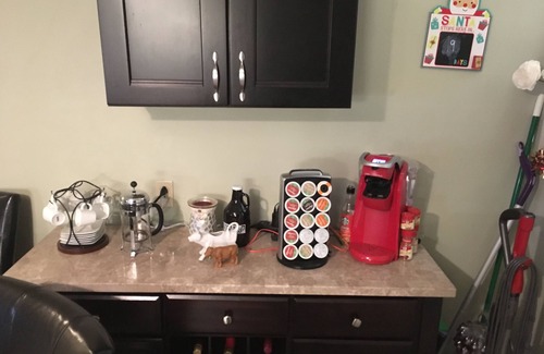 Cheektowaga House | Vacation Home near Buffalo/Niagara Falls w/Pool