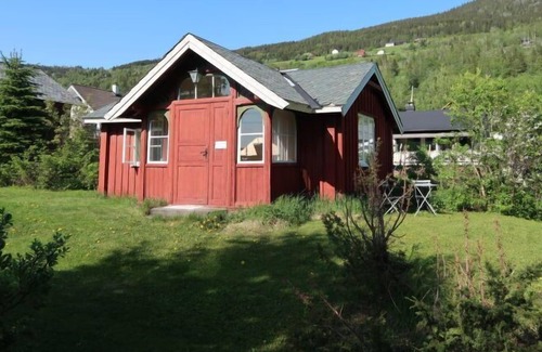 Nord-Aurdal House | Vacation home Prestehytta (VDS202) in Aurdal - 3 persons, 1 bedrooms