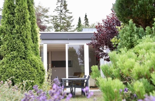 Kosel House | Vacation Home "Tiny Haus An Der Schlei" with Lake View, Private Terrace & Wi-Fi
