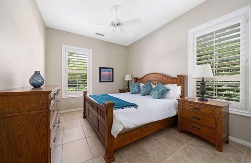 La Quinta House | Vacation home with all of the amenities.