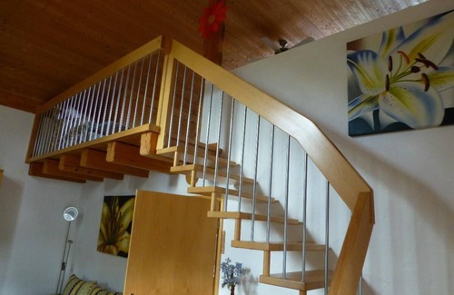 Aigen Apartment | Vacation home with sleeping gallery
