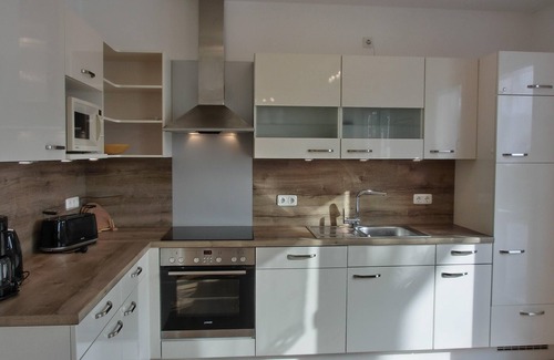 Graal Mueritz House | Vacation home with 4 bedrooms, 2 parking spaces for 6 pers.