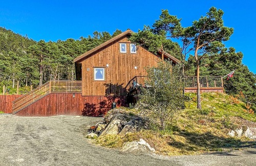 Tysvaer House | Vacation home with good standard at Nedstrand in Tysvær.