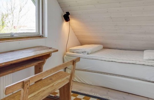 Vesløs House | Vacation home "Yrjö" - 50m to the inlet in The Liim Fiord in Vesløs - 5 persons, 2 bedrooms
