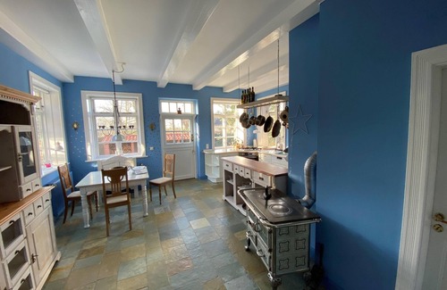 Fehmarn House | Vacation in a historic old farmhouse-relaxation and adventure on the Baltic Sea!
