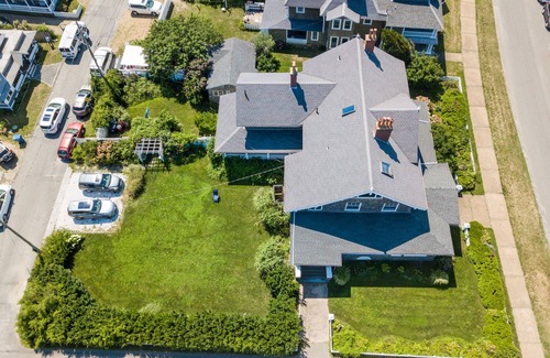 Oak Bluffs House | Vacation In This Historic And Luxurious Martha's Vineyard Home
