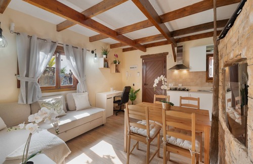El Rincon Villa | Vacation Villa 'La Casita' with Mountain View, Wi-Fi and Air Conditioning