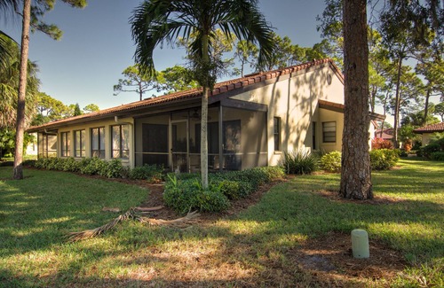 Sarasota Villa | Vacation Villa just minutes drive from Siesta Key, year-round heated pool/3640