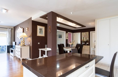 La Orotava Ski Chalet | Vacational rental home, heatable pool in an exclusive residential area, WiFi.
