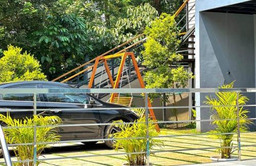 Kunnathidavaka Villa | Vacayinn Misto Private Pool Villa