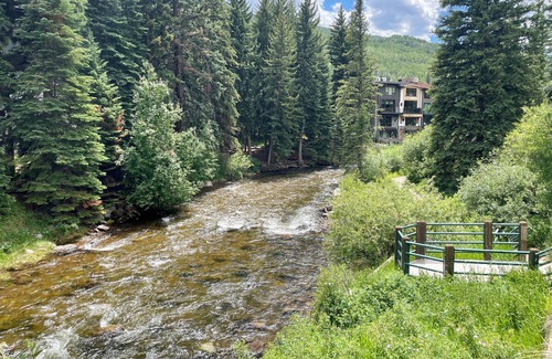 Vail Condo | Vail Condo, walk to Ski School & Village VTE5B