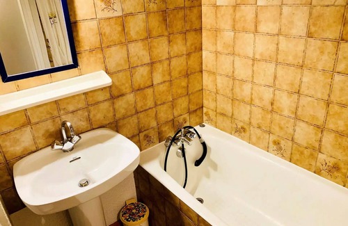 Val-d'Isere Apartment | Val Coeur Bat A Residence - Apartment 2 rooms 4 people nicely located in Val d'Isère 350m from the village center and 300m from the slopes