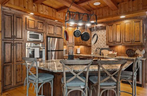 Pequot Lakes House | Valhalla on Bass Lake