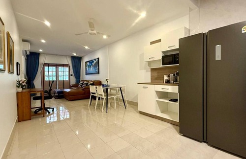 Kathu Villa | Valley 41 - 2 bdr Private Villa near Phuket Town