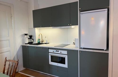 Keskinen District Apartment | Valoisa & Mukava koti vallilassa