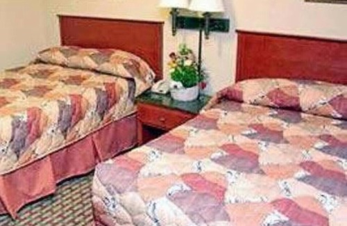 Paterson House | Value lodging in Paterson!