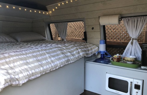 Landrum RV Rental | Van Glamping - AC, Heat and Power!