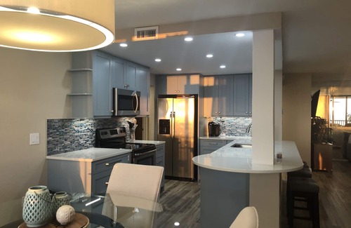 Vanderbilt Beach Condo | VANDERBILT BEACH- BEACHFRONT 2 BEDROOM, 2 BATHROOM CONDO.SIMPLEY GORGEOUS!