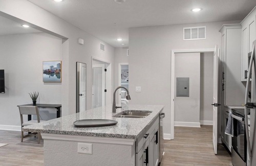 Newberry Apartment | Vanguard 2BD 17 - Two Bedroom Apartment, Sleeps 4
