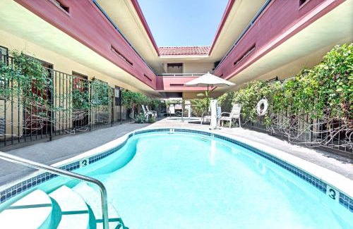 Woodland Hills Hotel | Vantage Point Inn - Woodland Hills