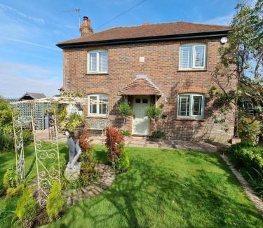 Emsworth Bed & Breakfast | Varr House @ Meadow View