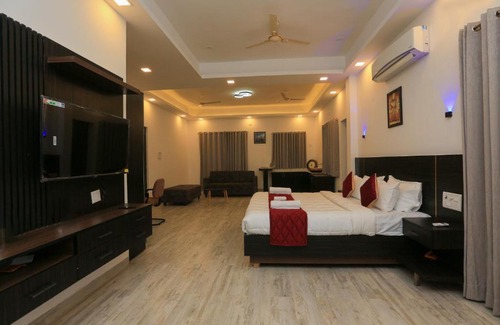 Sulerikadu Bed & Breakfast | Varsha Vishraam Luxury Stay