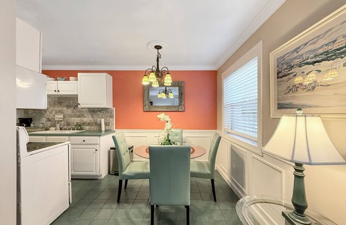 Northeast Virginia Beach Condo | VB Boardwalk Art Show 10/10-10/12 + Jon Pardi 10/4 close to both + Oceanfront!