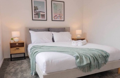 Chadstone House | VCHA137-2 · Aircabin｜Chadstone｜Lovely Comfy｜6 Beds House