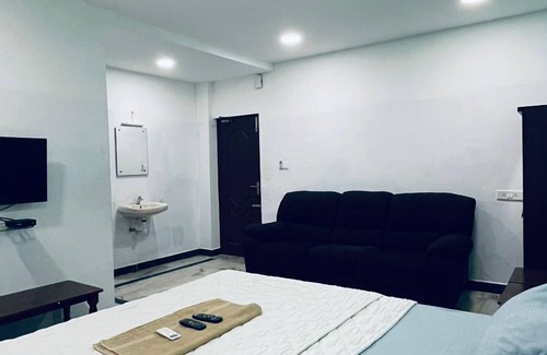 Kalapet Hotel | VCP Beach Resort