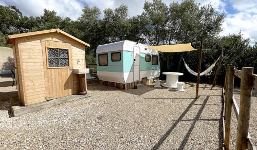 Charneca de Caparica e Sobreda Apartment | Vdb Lodge - coworking space - Work Relax & Sleep