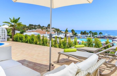 Vale do Lobo Cottage | VDL Home with Pool Walking Distance from Beach