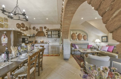 Gaiole in Chianti Villa | Vecchio Frantoio, Gaiole in Chianti, Siena and Chianti