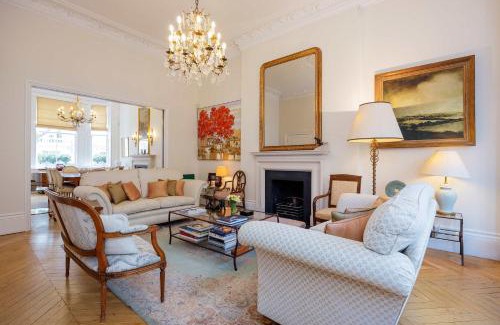 Campden House | Veeve - The Kensington Townhouse