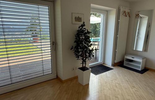 Velden am Worther See Apartment | Velden Panorama Retreat