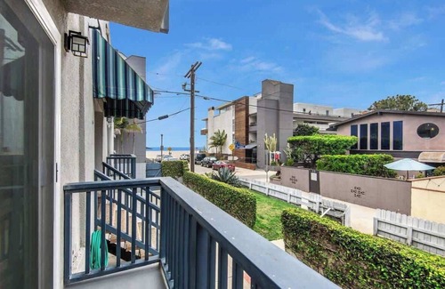 Marina Peninsula Apartment | Venice Beach & Nightlife Bliss: Oceanview Studio