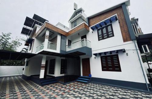 Alappuzha Hotel | Venice Rosedale