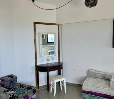 Platanias Town Apartment | Venizelos Studios