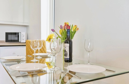 Shanklin Cottage | Ventnor at the Aqua - an apartment that sleeps 4 guests in 2 bedrooms