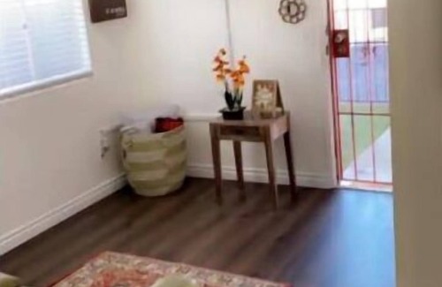 North Las Vegas House | Very cute and comfy guest house