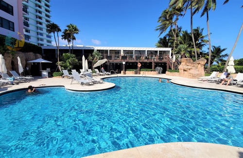 Miami Beach Apartment | Very Large 2 Bedroom Penthouse Miami Beach Ocean Views - 1704