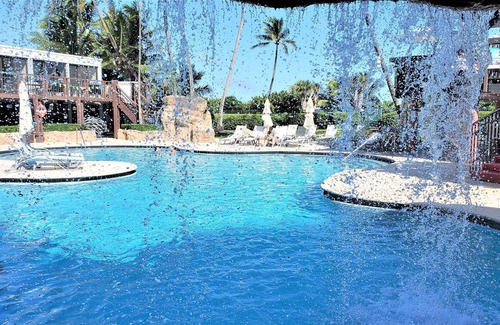 Miami Beach Apartment | Very Large 2 Bedroom Penthouse Miami Beach Ocean Views - 1704