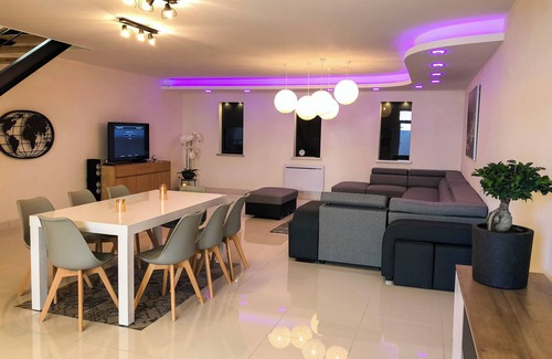 Montlucon Apartment | Very large renovated loft in the center of Montluçon, FREE WIFI
