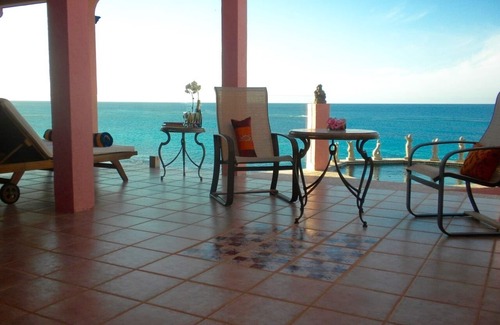 Island Harbour Villa | Very Private & Personal, Villa Hibernia, Ocean Front Pool & Sea Gazebo,