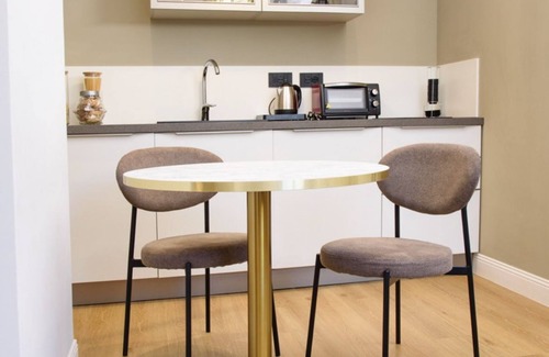 Ercolano Apartment | Vesuvius Palace Aparthotel - Suite Plutone